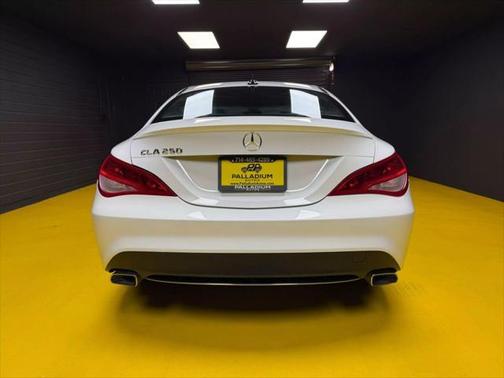 2015 Mercedes-Benz CLA-Class Base