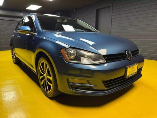 2015 Volkswagen Golf Auto TSI SE
