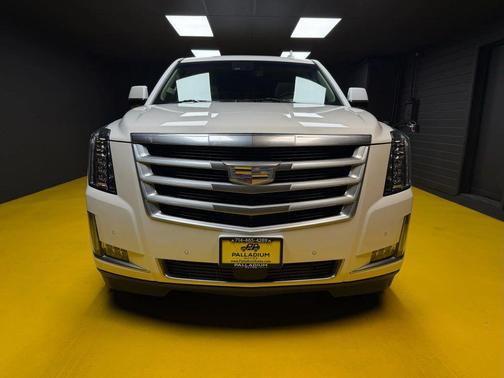 2016 Cadillac Escalade Premium