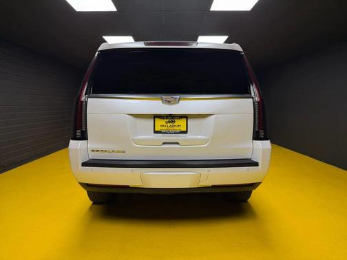 2016 Cadillac Escalade Premium