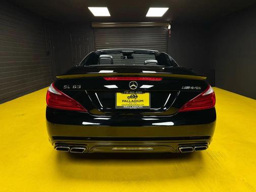2013 Mercedes-Benz SL-Class SL 63 AMG Roadster 2D