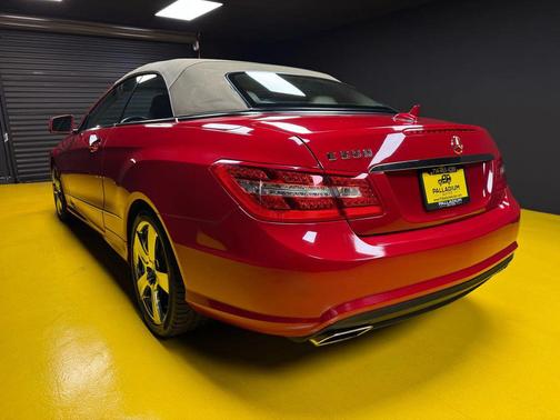 2011 Mercedes-Benz E-Class E 550 Convertible 2D