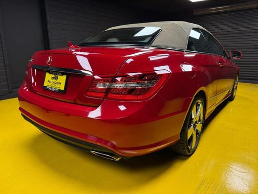2011 Mercedes-Benz E-Class E 550 Convertible 2D
