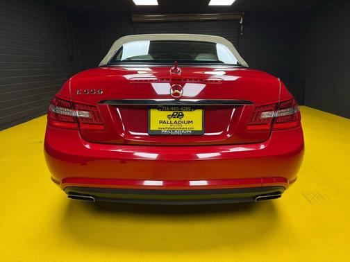 2011 Mercedes-Benz E-Class E 550 Convertible 2D