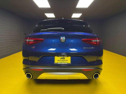 2018 Alfa Romeo Stelvio Ti Sport