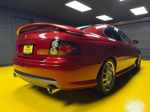 2006 Pontiac GTO Coupe 2D