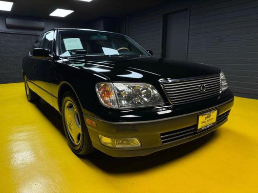2000 Lexus LS 400 LS
