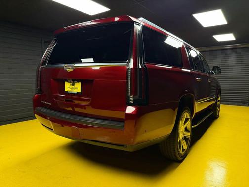 2017 Cadillac Escalade ESV Sport