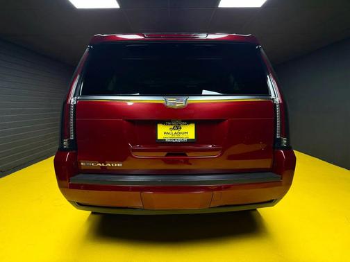 2017 Cadillac Escalade ESV Sport