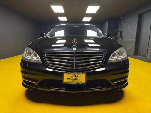 2011 Mercedes-Benz S-Class 4MATIC