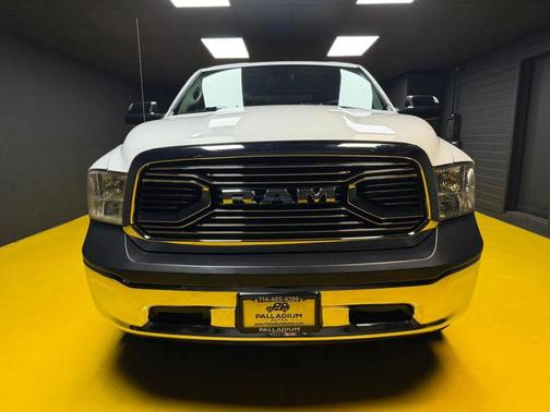 Bright White Clearcoat 2018 RAM 1500 Tradesman