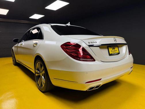 White 2016 Mercedes-Benz S-Class S 550 Sedan 4D