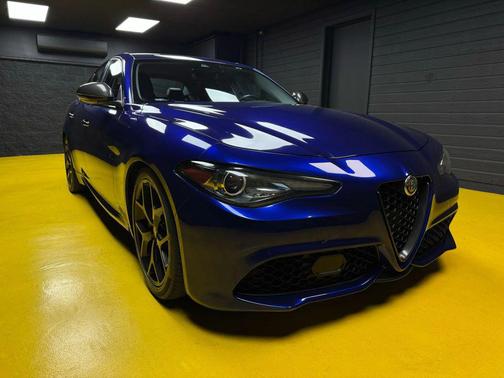 2020 Alfa Romeo Giulia Sport