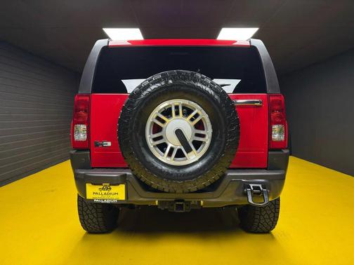 2006 Hummer H3 Base