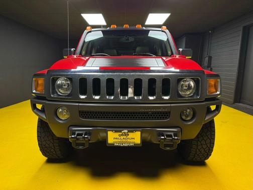 2006 Hummer H3 Base