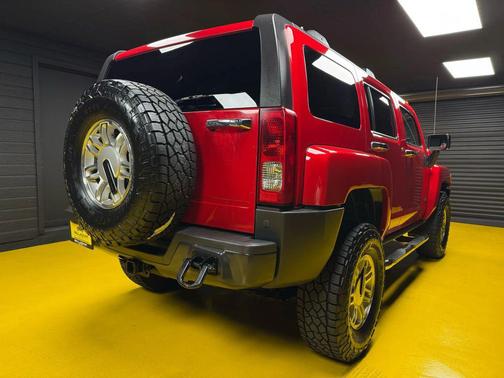 2006 Hummer H3 Base