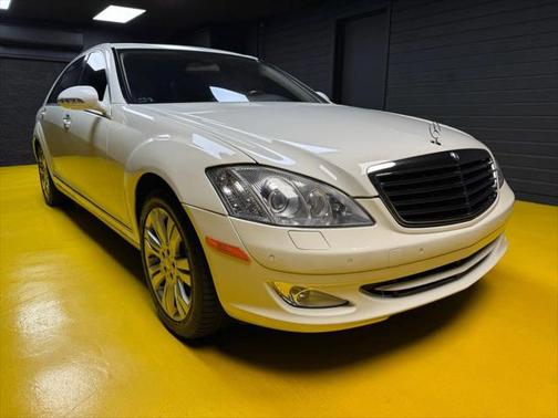 2009 Mercedes-Benz S-Class S 550 Sedan 4D