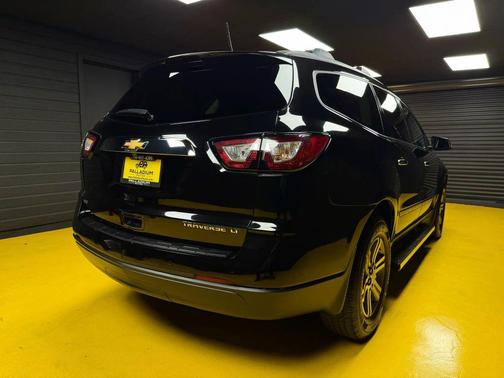 2016 Chevrolet Traverse 2LT