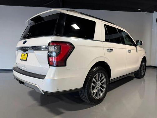 White 2018 Ford Expedition Limited