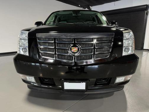 Black 2013 Cadillac Escalade Sport