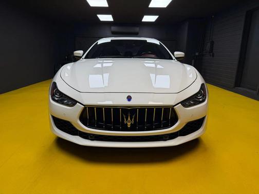 2018 Maserati Ghibli S