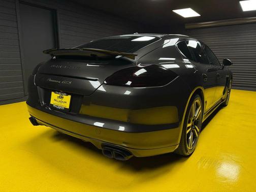 2013 Porsche Panamera GTS