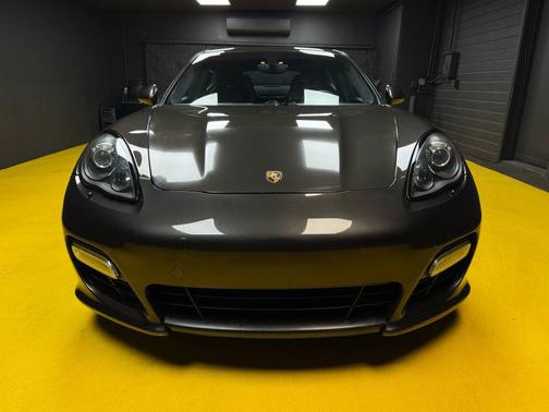 2013 Porsche Panamera GTS