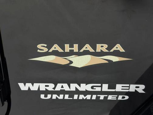 Black Clearcoat 2015 Jeep Wrangler Unlimited Sahara