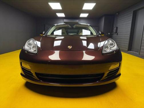 2011 Porsche Panamera 4