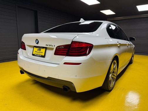 2013 BMW 535 535i Sedan 4D