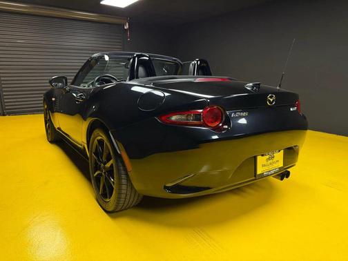 2016 Mazda MX-5 Miata Grand Touring