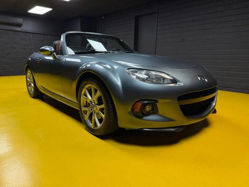 Blue 2013 Mazda MX-5 Miata Grand Touring