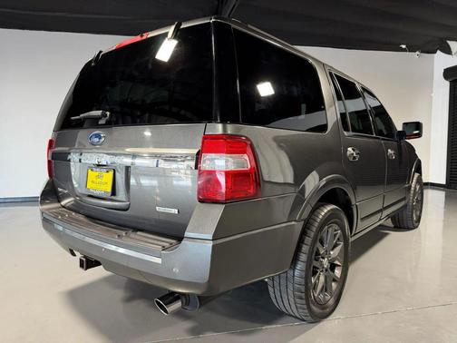 Grey 2017 Ford Expedition Limited