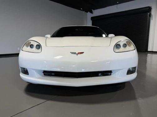 White 2011 Chevrolet Corvette Base