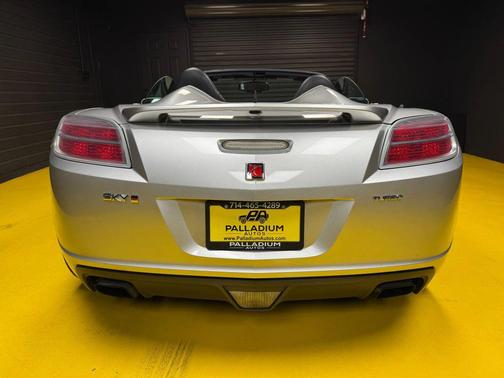 2007 Saturn Sky Red Line