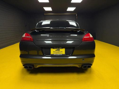 2010 Porsche Panamera Turbo