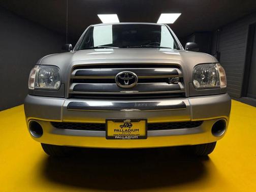 Grey 2005 Toyota Tundra SR5