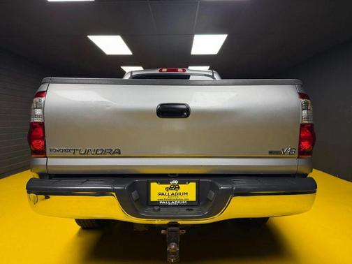 Grey 2005 Toyota Tundra SR5