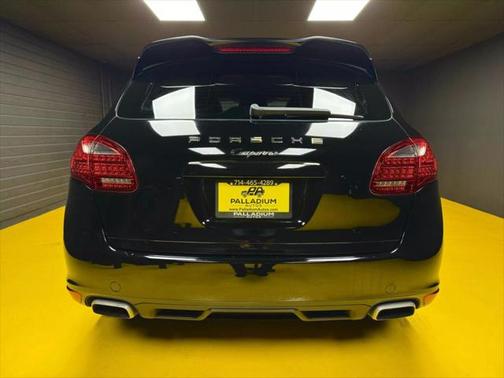 2013 Porsche Cayenne Base