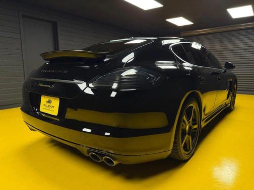 2010 Porsche Panamera S