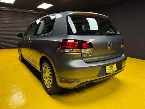 2010 Volkswagen Golf 2-Door