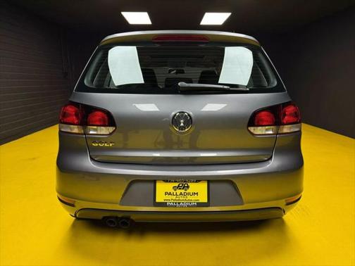 2010 Volkswagen Golf 2-Door