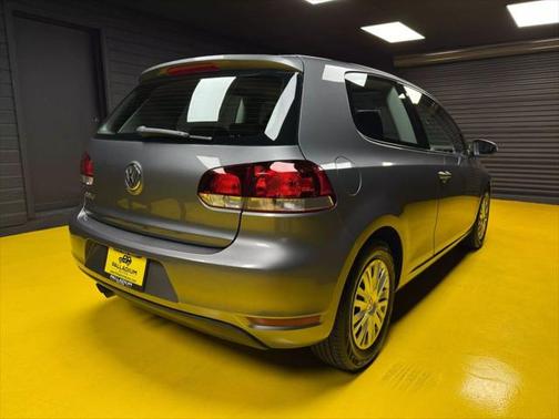 2010 Volkswagen Golf 2-Door