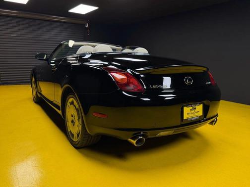 2004 Lexus SC 430 Base