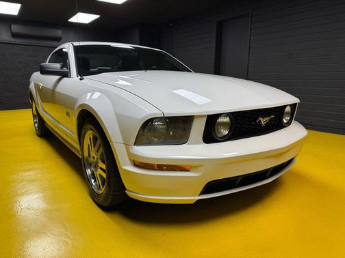 2005 Ford Mustang GT