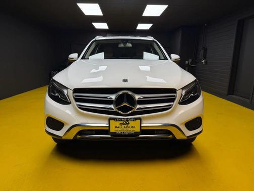 2019 Mercedes-Benz GLC 300 Base
