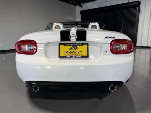 White 2012 Mazda MX-5 Miata Grand Touring