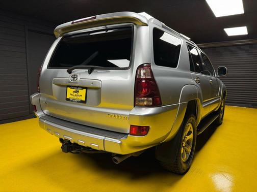 2004 Toyota 4Runner SR5 Sport