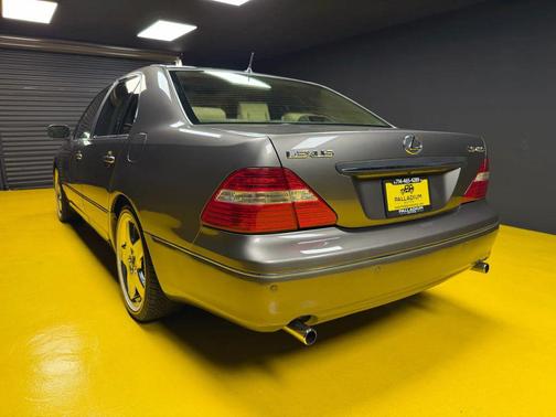 2005 Lexus LS 430 Base