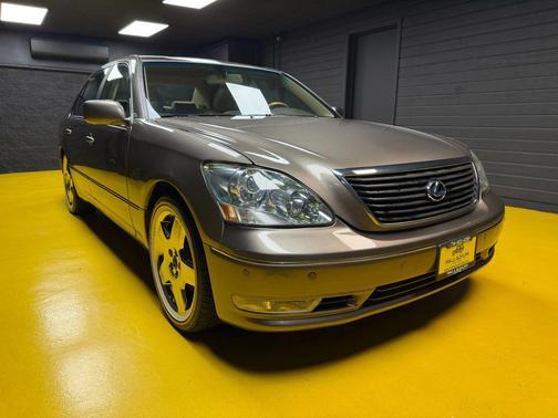 2005 Lexus LS 430 Base